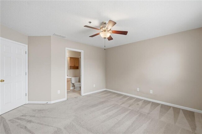 Building Photo - 247 Cottonwood Creek Cir