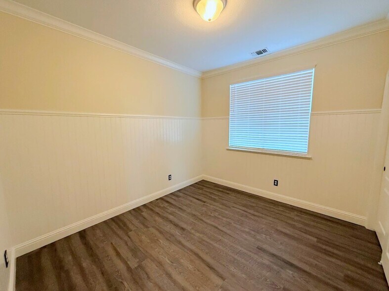 Building Photo - 110 Montage Dr