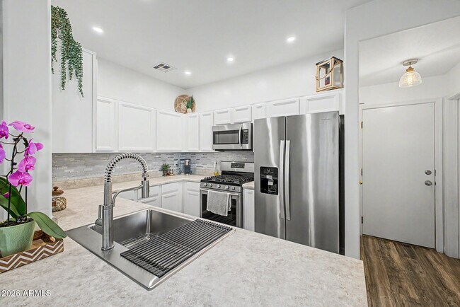 Building Photo - 1493 S Jacana Ln