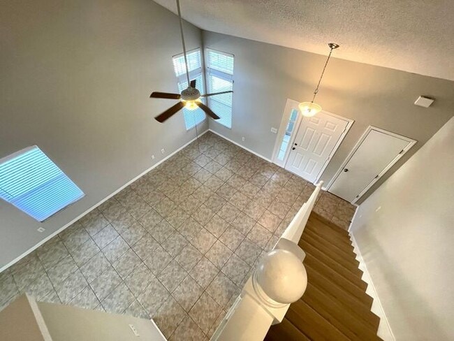 Building Photo - NICE 3/2.5 OVIEDO TWO-STORY HOME OFF DEAN ROAD