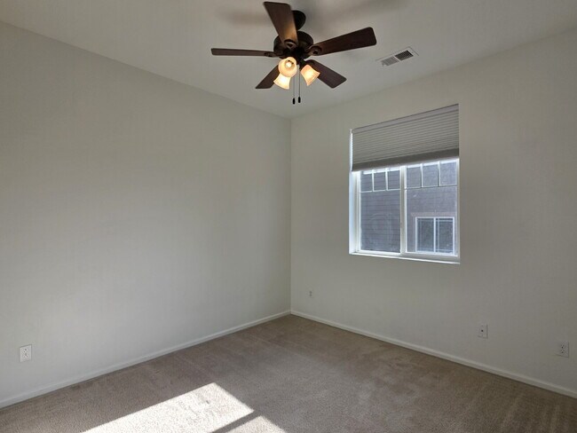 Building Photo - Updated 3-Bedroom Ranch in the Traditions Neighborhood – Move-In Incentives Available