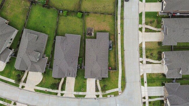 Building Photo - 8847 Morning Glow Dr