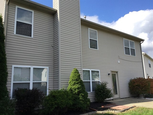 Building Photo - 12187 Running Springs Rd