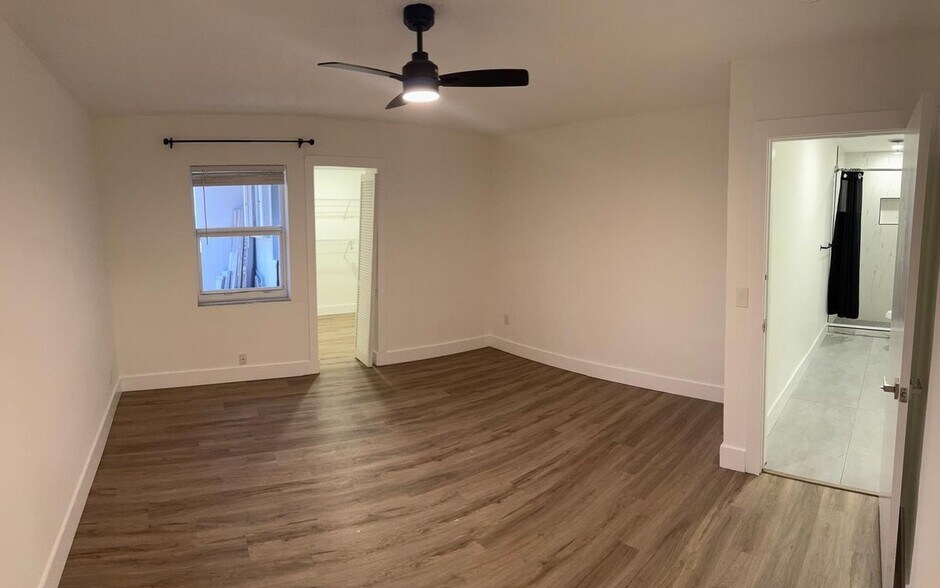 Building Photo - 1101 S Seacrest Blvd