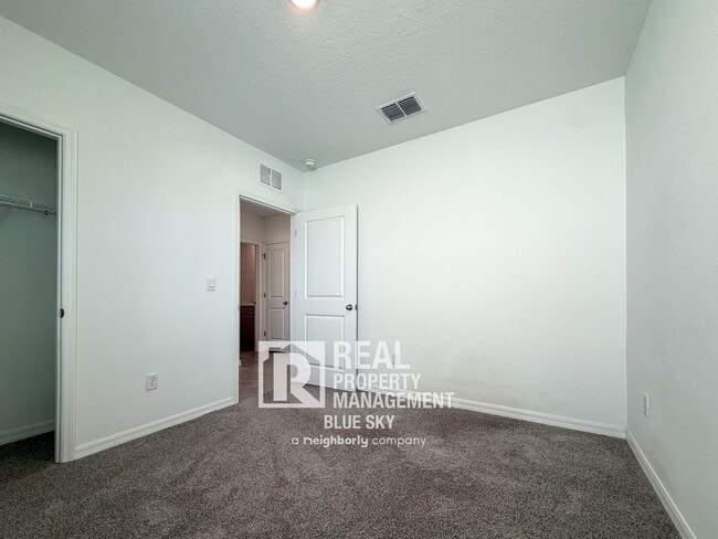 Building Photo - 33290 Darley Dl Trl