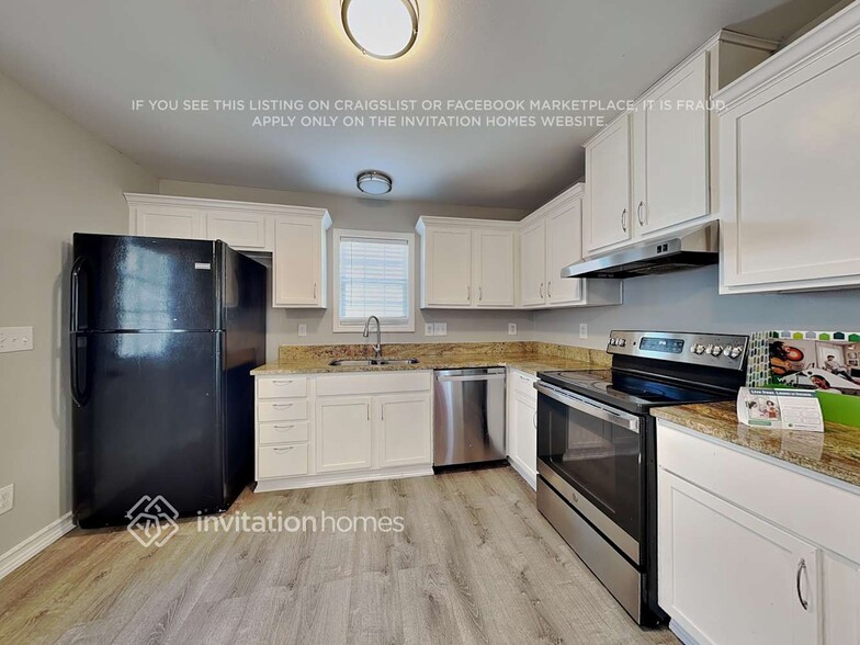 Building Photo - 524 Parnell Dr