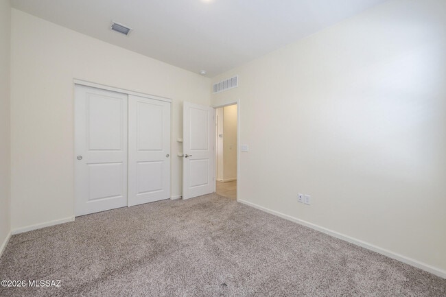 Building Photo - 7760 S Via Perfecta