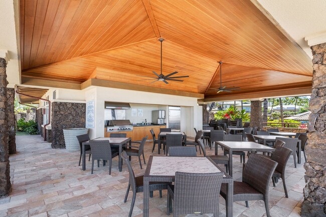 Building Photo - 3-bedroom, 2.5-bath unit | Kai Malu