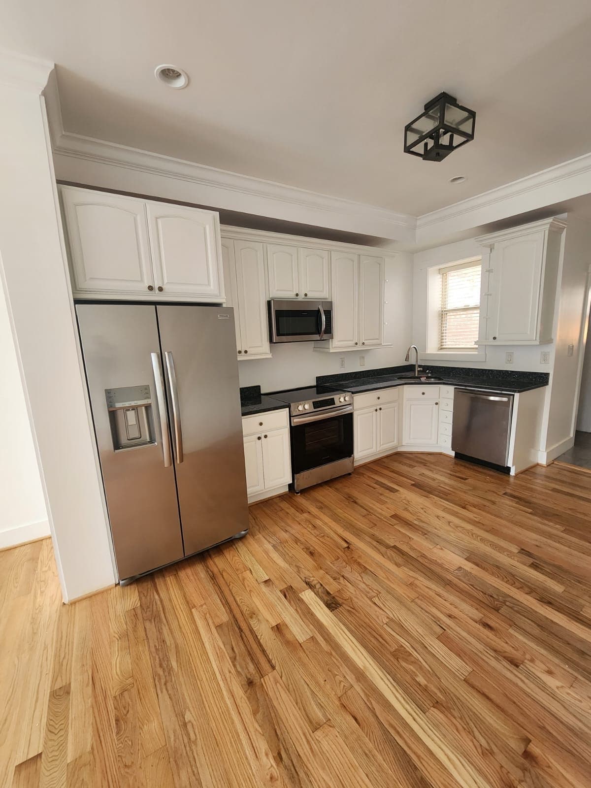 New Kitchen Appliances - 1604 Levis St NE