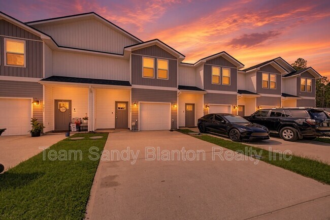 Building Photo - 9055 Golden Eye Dr