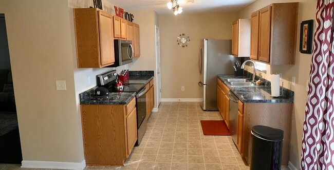 Building Photo - 412 Cape Jasmine Way