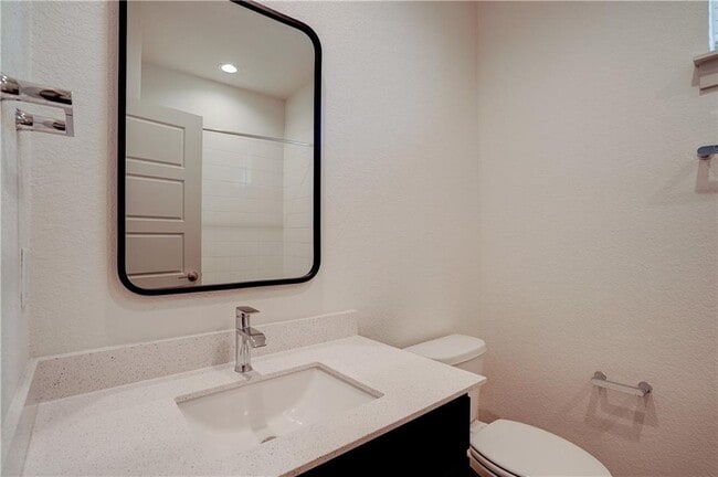 Building Photo - 280 Tequilana Pass