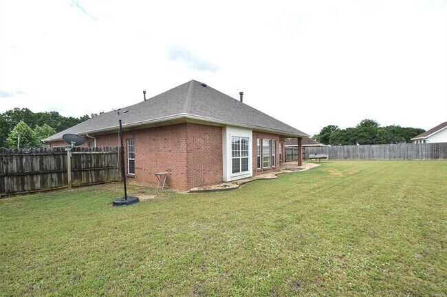 Building Photo - 1691 Rambling Brook Ln