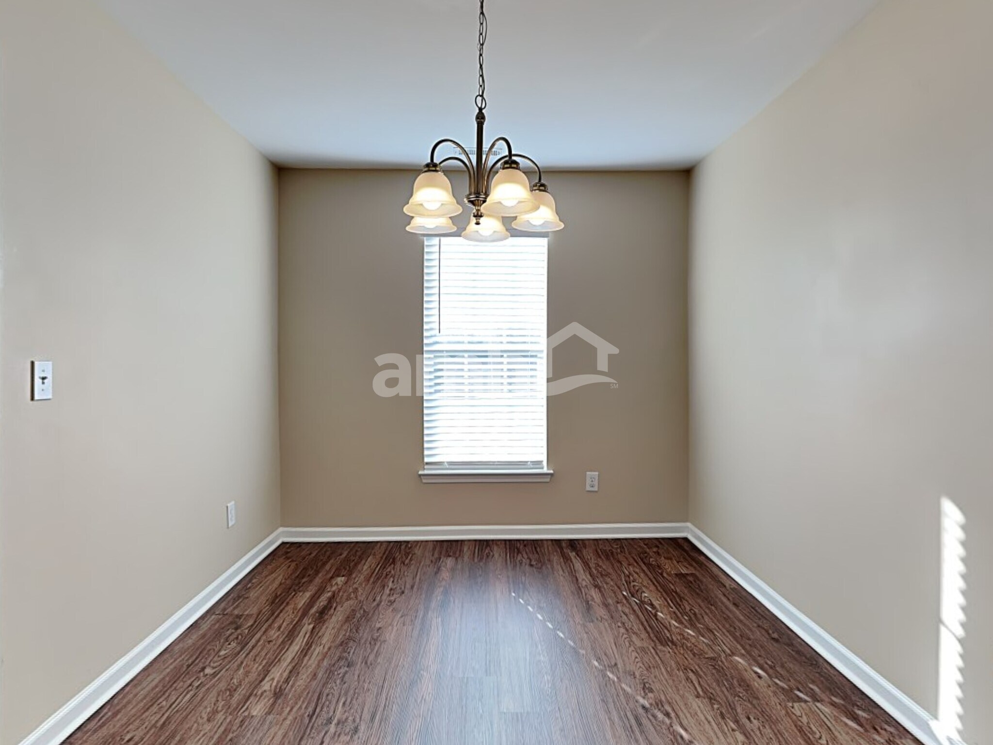 Building Photo - 120 Denby Dr