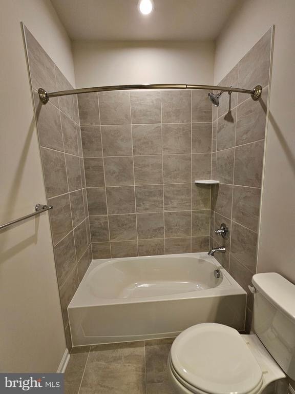 Building Photo - 4523 Briarhaven Dr