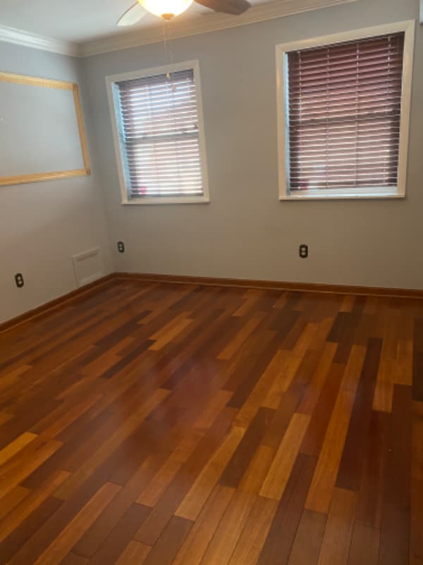 Building Photo - 3214 8th St SE