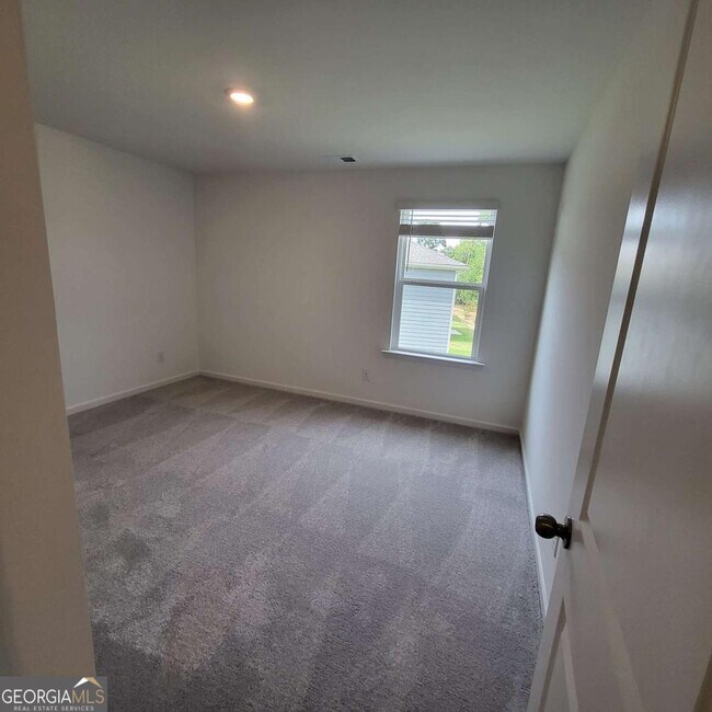Building Photo - 448 Golden Eagle Pkwy