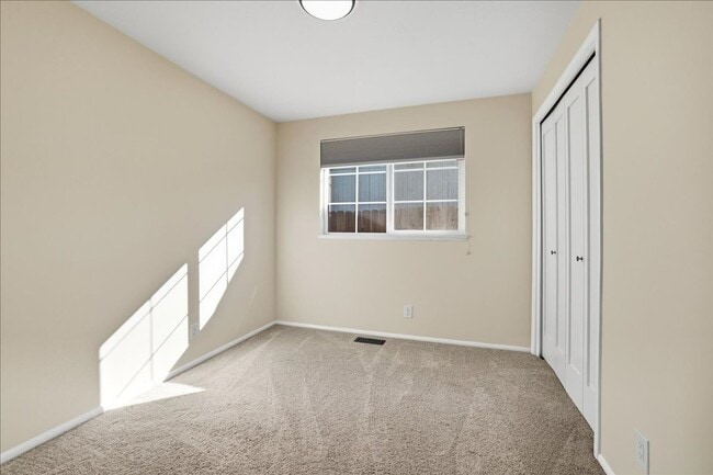 Building Photo - Updated 3-Bedroom Home with Oversized Pati...