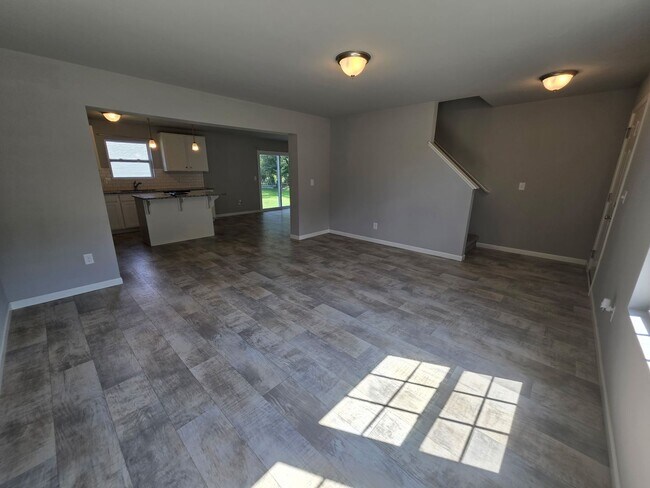 Building Photo - 5135 N Morgan Ln SE