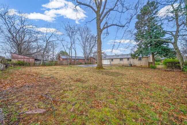 Building Photo - Remodeled 4 bedroom 2 bath home for rent!