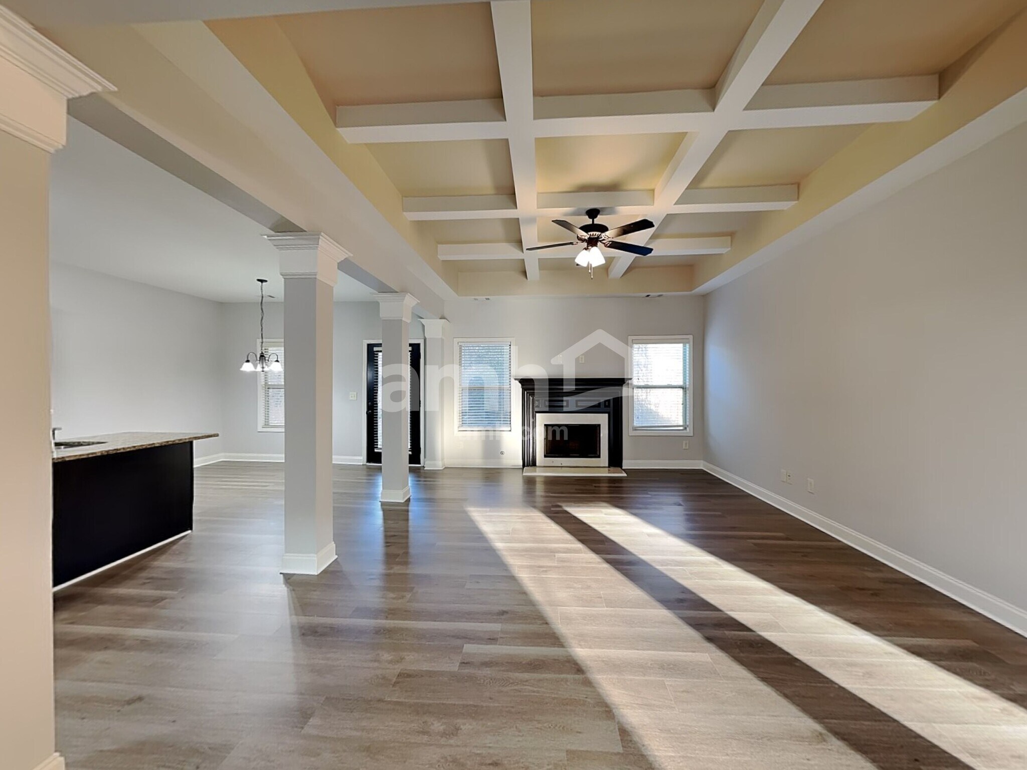 Building Photo - 414 Strawberry Walk