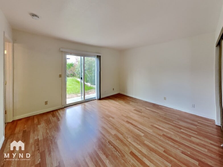 Building Photo - 8055 Wagon Trail Way