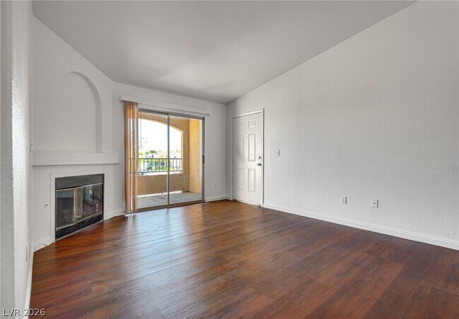Building Photo - 7885 W Flamingo Rd