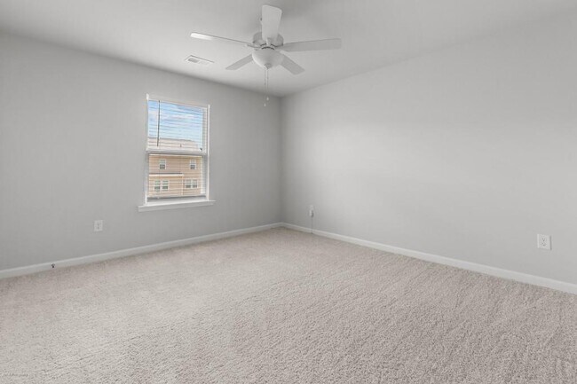 Building Photo - 1333 Maston Rd
