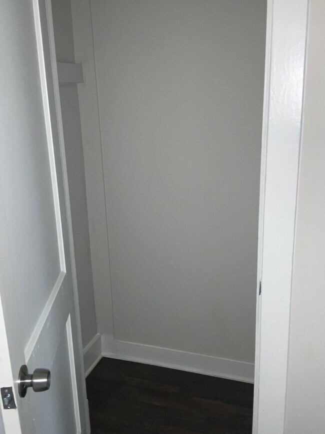 Building Photo - 108 Myrtle Dr