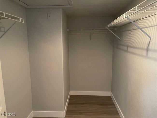 Building Photo - 1425 Dragon Rock Dr