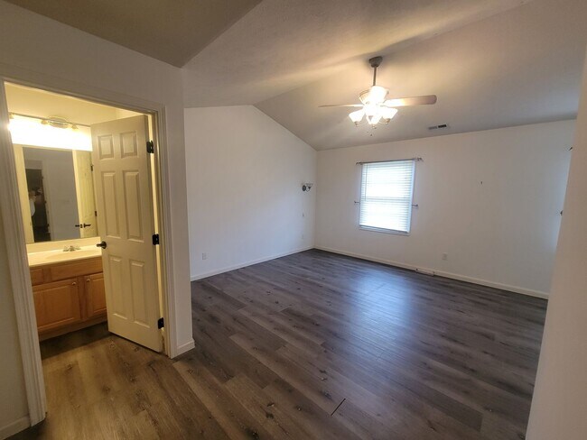 Building Photo - 11701 N Brians Way