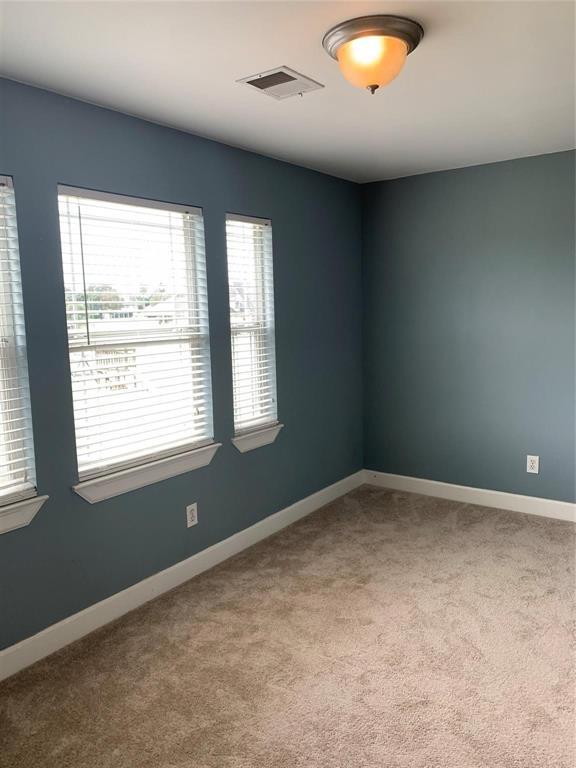 Building Photo - 17801 Berry Point Dr