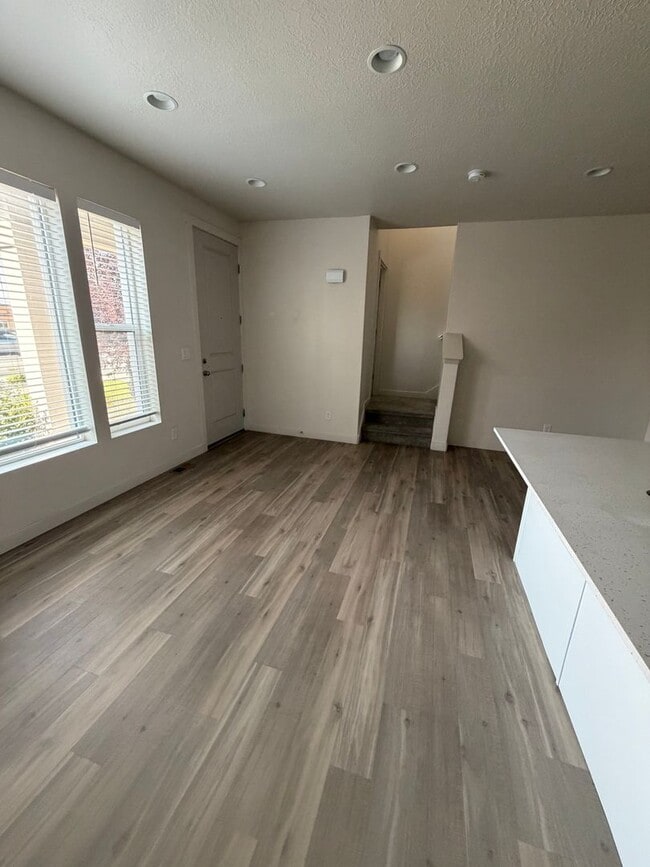 Building Photo - 1407 W 11380 S