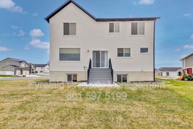 Building Photo - 994 S 4090 W