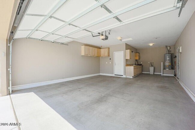 Building Photo - 17576 W Bajada Rd