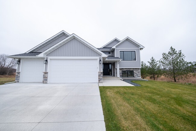 Primary Photo - 26391 Preserve Dr