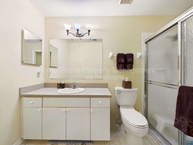 Building Photo - 20611 Country Creek Dr