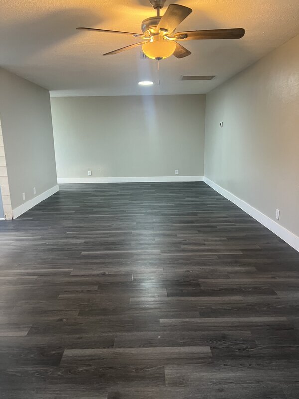 Building Photo - 5056 Pat Pl