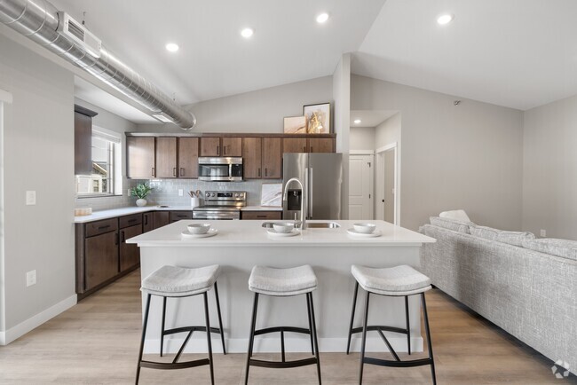 Building Photo - Independence Townhomes