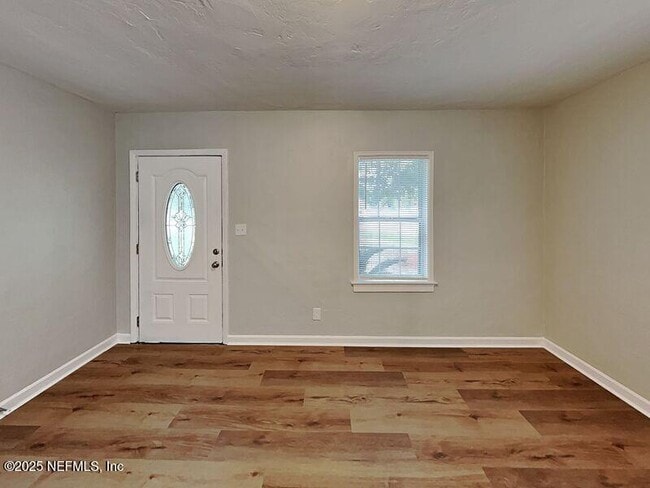 Building Photo - 886 Brandywine St