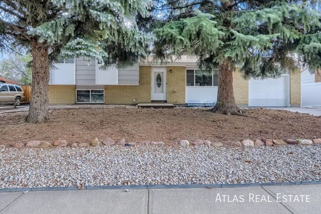 Building Photo - 7240 Roaring Spring Terrace