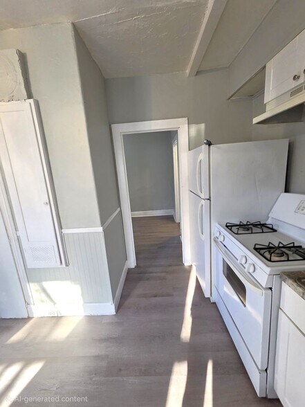 Building Photo - 718-720 Charles Street