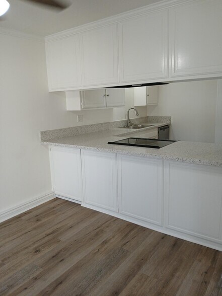 Building Photo - 837 Amigos Way