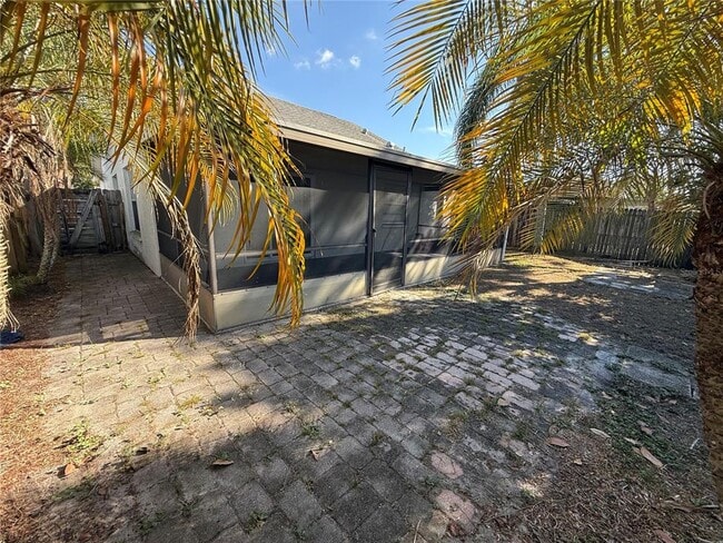 Building Photo - 1337 Coolmont Dr