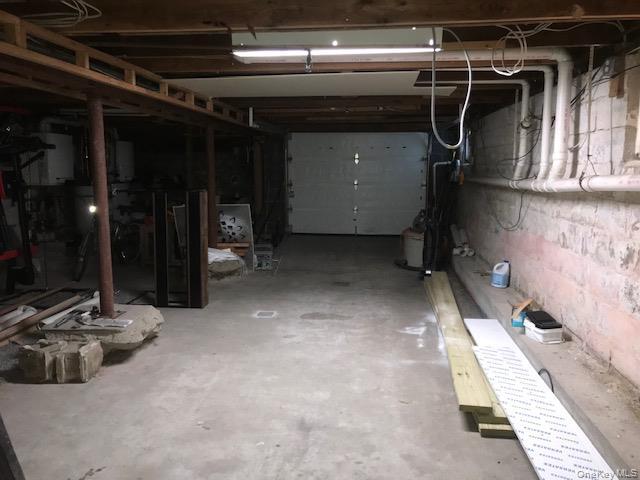 Building Photo - 111 New York Ave