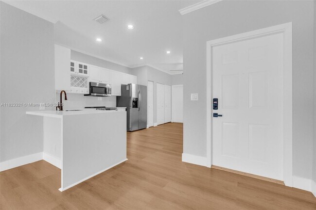 Building Photo - 2494 Cordoba Bend