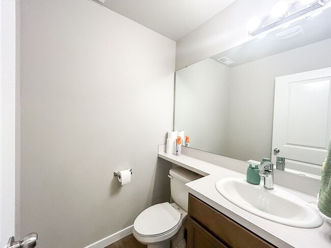 Building Photo - Newly Built 4bd 2.5ba in LSSD