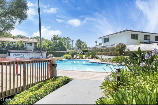 Building Photo - 31515 Lindero Canyon Rd