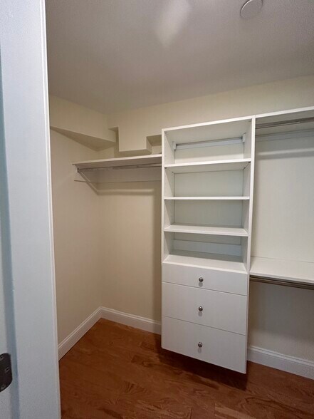 Building Photo - 1 Langdon St