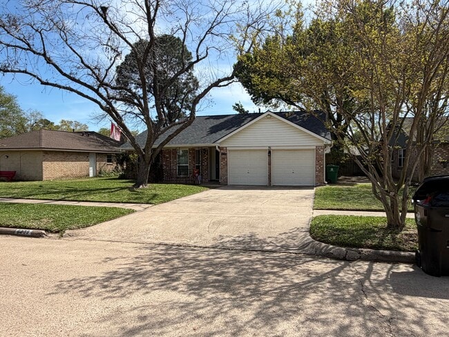 Building Photo - 6239 Rena St